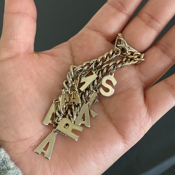 4/$10- Bracelet - Picture 4 of 4